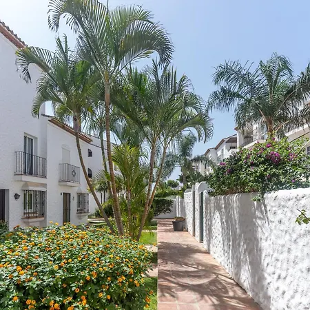 7a Allyson Апартаменты *