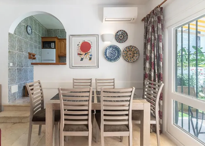 7a Allyson Apartman Estepona